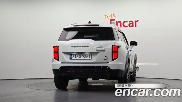 SsangYong Torres Gasoline 1.5 2WD Black Edition - фото 3