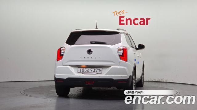 SsangYong Tivoli Gasoline 1.5 2WD V5 - фото 3