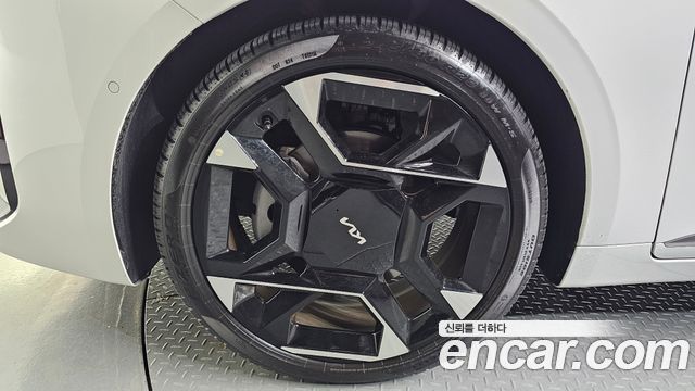 Kia K8 Новый 2.5 Gasoline 2WD Signature - фото 4