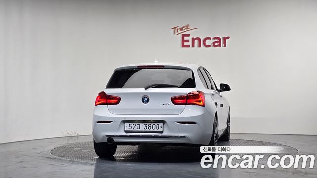 BMW 1 Series F20 118d Sport 5Door - фото 3