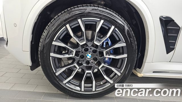 BMW X5 G05 xDrive 40i M Sport - фото 4
