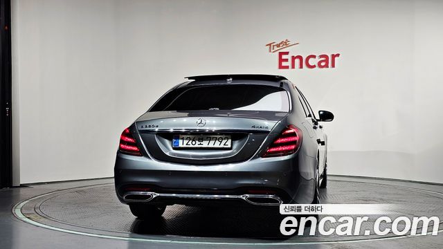 Mercedes-Benz S-Class W222 S350 d 4MATIC AMG Line - фото 3