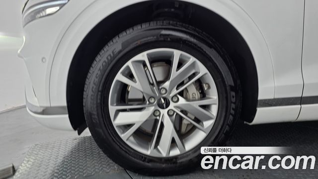 Genesis GV70 2.5T Gasoline AWD - фото 4