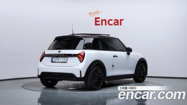 Mini Cooper S 4-го поколения Favoured - фото 0