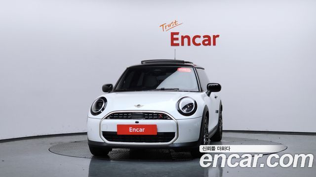Mini Cooper S 4-го поколения Favoured - фото 1