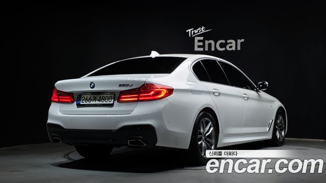 BMW 5 Series G30 520d M Sport Package Plus - фото 1