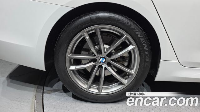 BMW 5 Series G30 520d M Sport Package Plus - фото 4