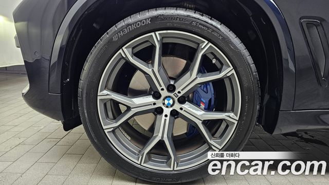 BMW X5 G05 xDrive 40i M Sport - фото 4