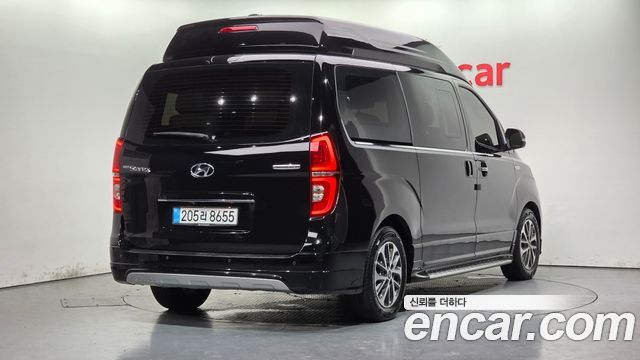 Hyundai Starex Новый Limousine - фото 1