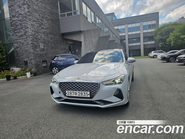Genesis G70 2.0T Advanced - фото 1