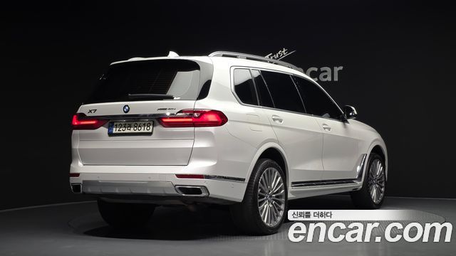 BMW X7 G07 xDrive 40i Design Pure Excellence 7-Seater - фото 1
