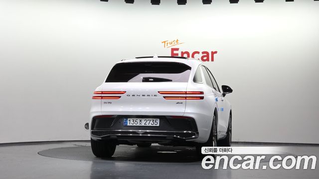 Genesis GV70 2.5T Gasoline AWD - фото 3