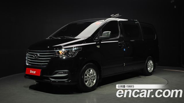 Hyundai Starex Новый Van 3-Seater Smart - фото 0