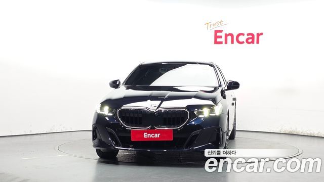 BMW 5 Series G60 530i xDrive M Sport - фото 2