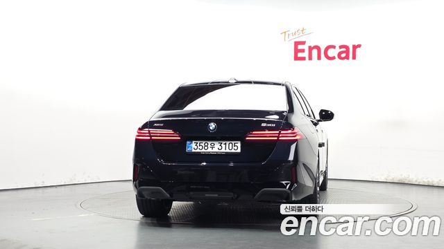 BMW 5 Series G60 530i xDrive M Sport - фото 3