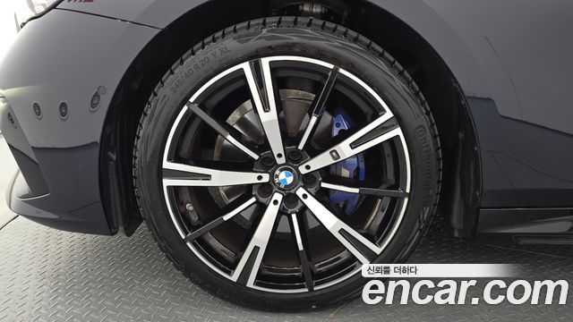 BMW 5 Series G60 530i xDrive M Sport - фото 4