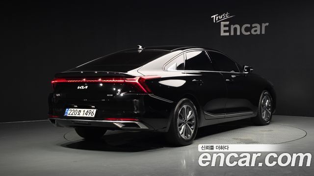 Kia K8 гибрид Noblesse - фото 1