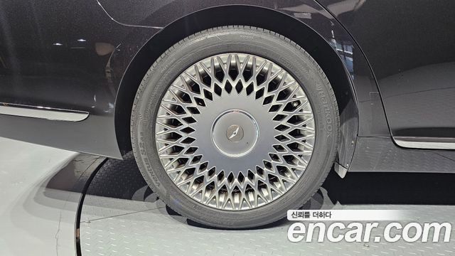 Genesis G90 3.8 AWD Premium Luxury - фото 4