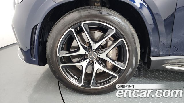 Mercedes-Benz GLE-Class W167 AMG GLE53 4MATIC+ - фото 4