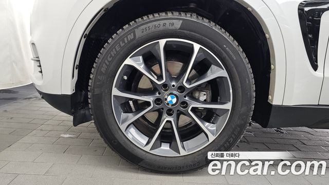 BMW X5 F15 xDrive 30d - фото 4
