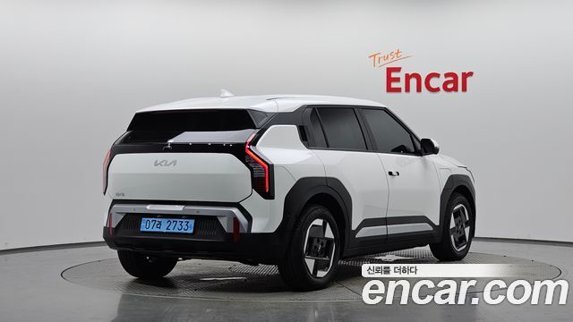 Kia EV3 Long Range 2WD AIr - фото 1