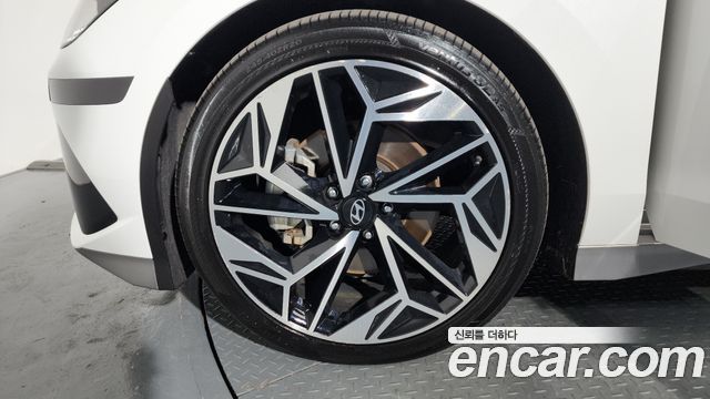 Hyundai Ioniq6 Long Range Exclusive + - фото 4