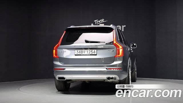 Volvo XC90 2-го поколения D5 Inscription - фото 3