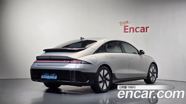 Hyundai Ioniq6 Long Range AWD Exclusive + - фото 1