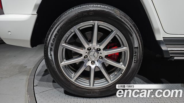 Mercedes-Benz G-Class AMG G63 - фото 4
