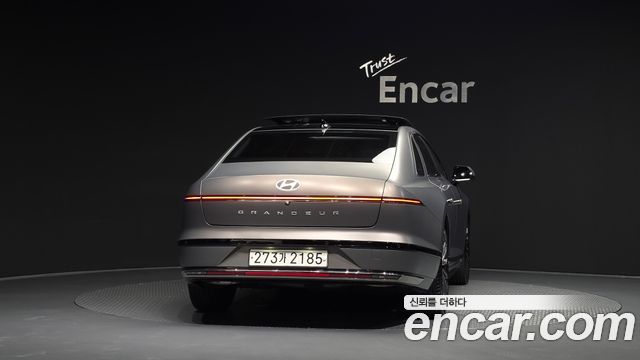 Hyundai Grandeur GN7 2,5 Gasoline 2WD Calligraphy - фото 3