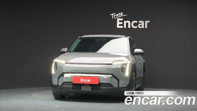Kia EV3 Long Range 2WD Earth - фото 2