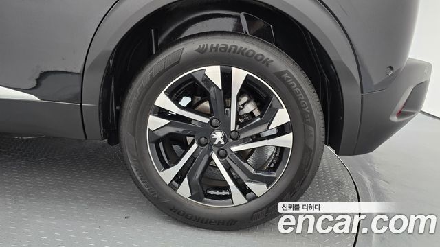 Peugeot 2008 2-го поколения 1.5 BlueHDi GT - фото 4