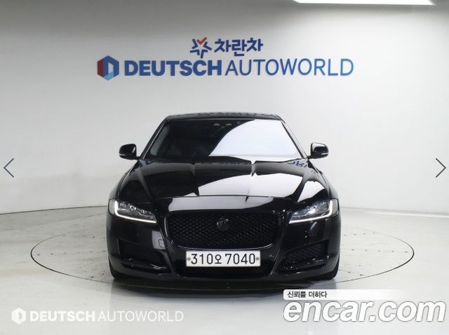 Jaguar XF X260 20d Portfolio AWD - фото 2