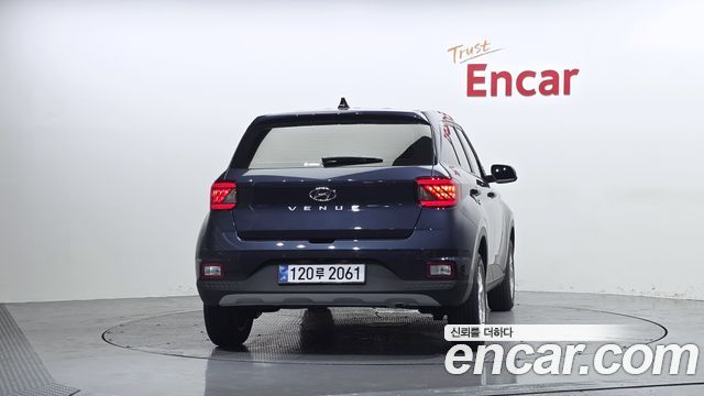Hyundai Venue 1,6 Premium - фото 3