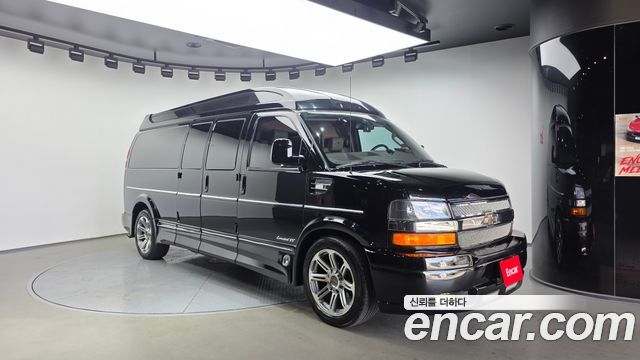 Chevrolet Express Van 6.0 - фото 0