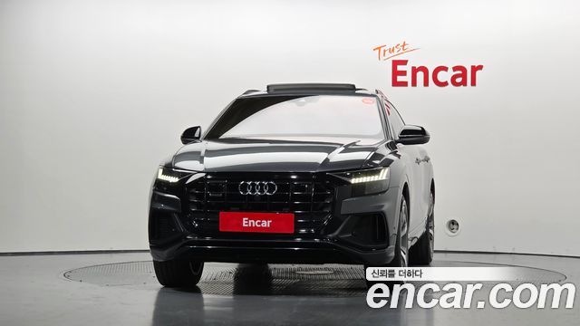Audi Q8 50 TDI Quattro Premium - фото 2