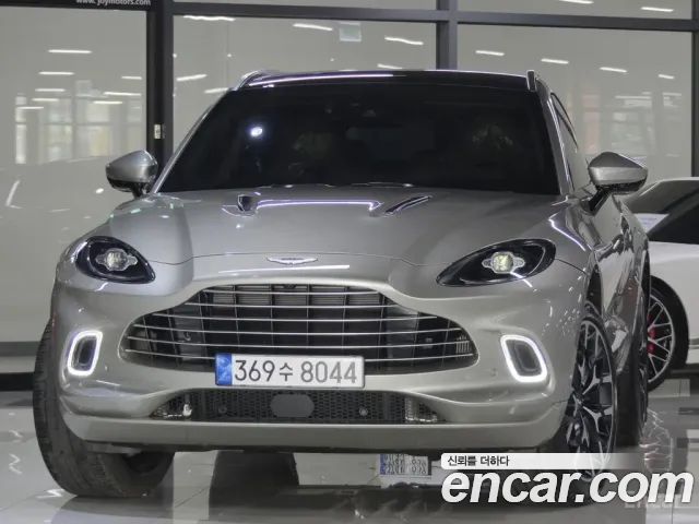 Aston Martin DBX 4.0 V8 - фото 0