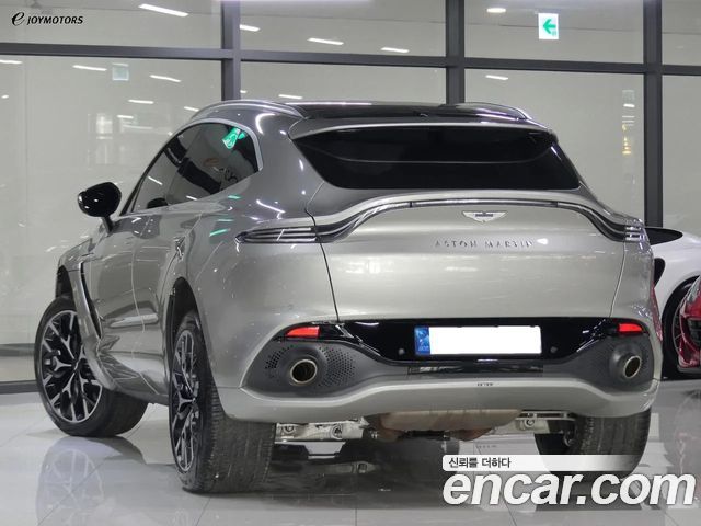 Aston Martin DBX 4.0 V8 - фото 2