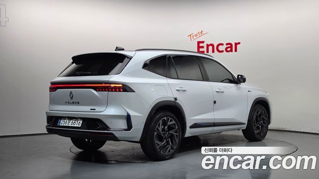 Renault Samsung Grand Koleos 1.5 E-TECH Esprit Alphine 2WD - фото 1