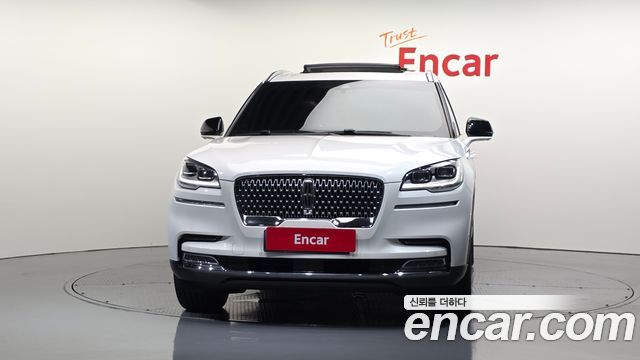 Lincoln Aviator 2-го поколения 3.0 Reserve AWD - фото 2