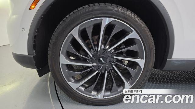 Lincoln Aviator 2-го поколения 3.0 Reserve AWD - фото 4
