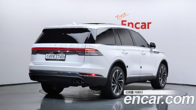 Lincoln Aviator 2-го поколения 3.0 Reserve AWD - фото 1
