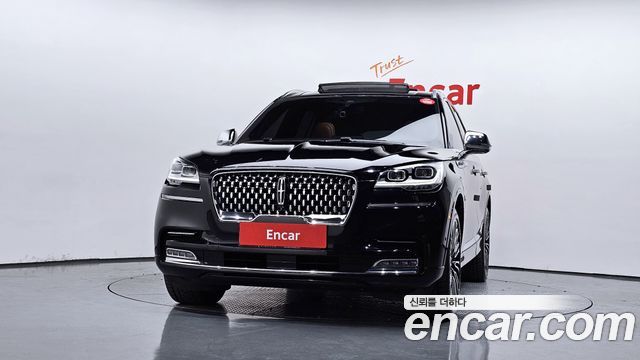 Lincoln Aviator 2-го поколения 3.0 Black Label AWD - фото 2