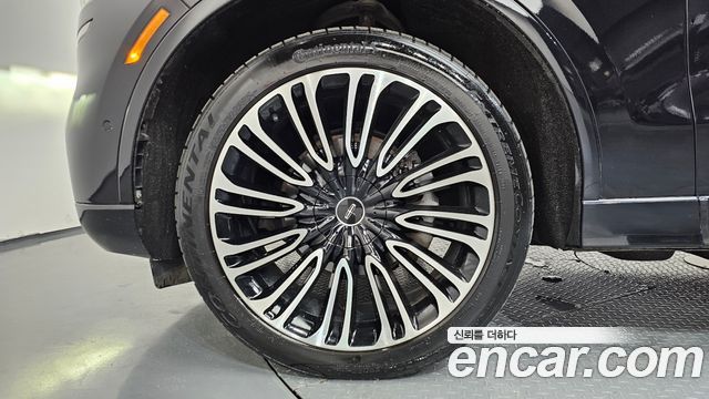 Lincoln Aviator 2-го поколения 3.0 Black Label AWD - фото 4