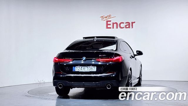 BMW 2 Series Gran Coupe F44 220i M Sports - фото 3