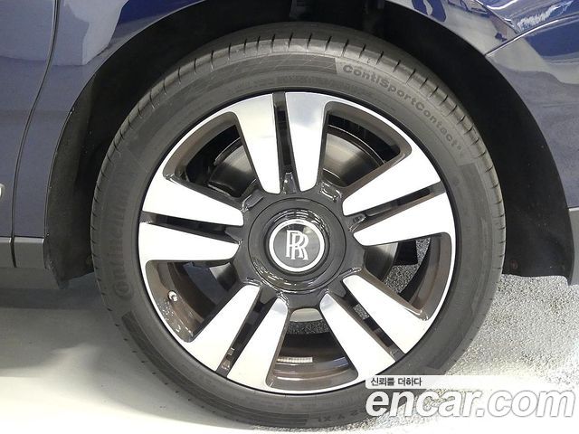 Rolls-Royce Cullinan 6.7 V12 - фото 4