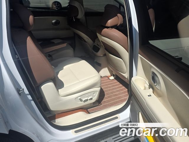 Hyundai Ioniq9 Performance Type AWD 6-Seater Calligraphy - фото 4