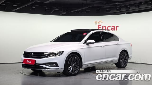 Volkswagen Passat B8 2.0 TDI 4Motion Prestige - фото 0