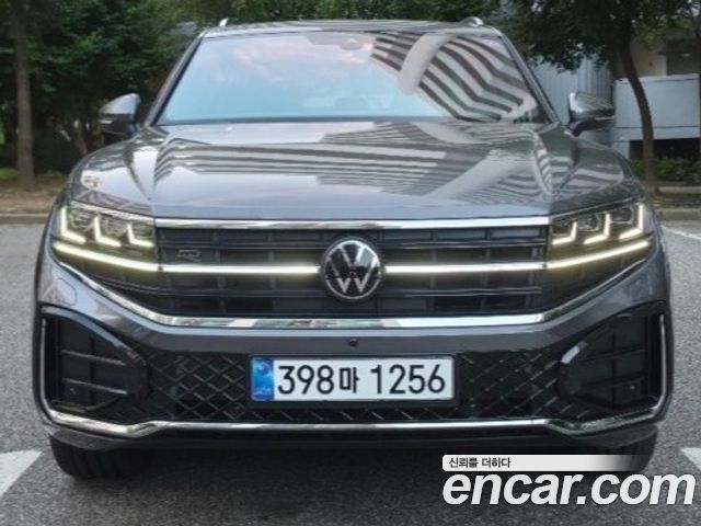 Volkswagen Touareg 3-го поколения 3.0 TDI R-Line - фото 0