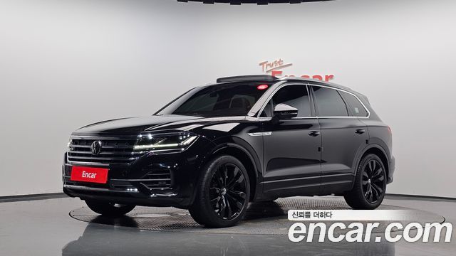 Volkswagen Touareg 3-го поколения 3.0 TDI R-Line - фото 0